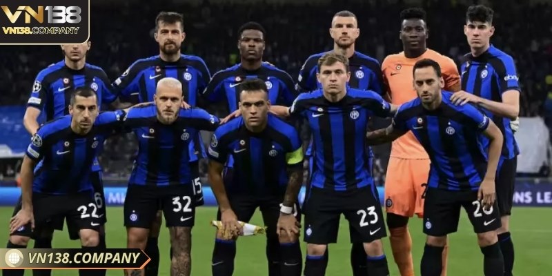 Inter Milan đang giữ vị trí đầu trên BXH Serie A